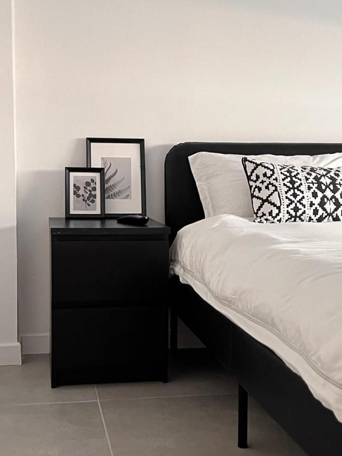 Florentine Modern With Cool Private Terrace Apartment Tel Aviv